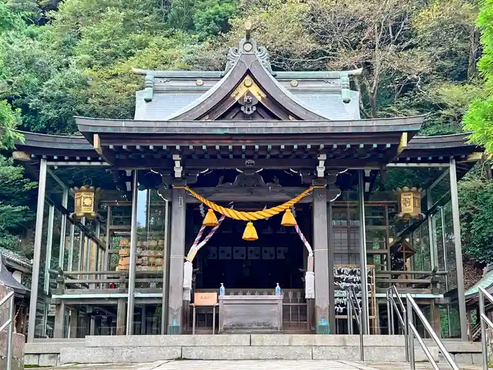 八幡神社の本殿・本堂
