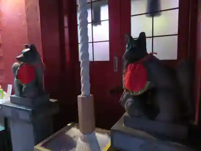 豊岩稲荷神社の本殿・本堂