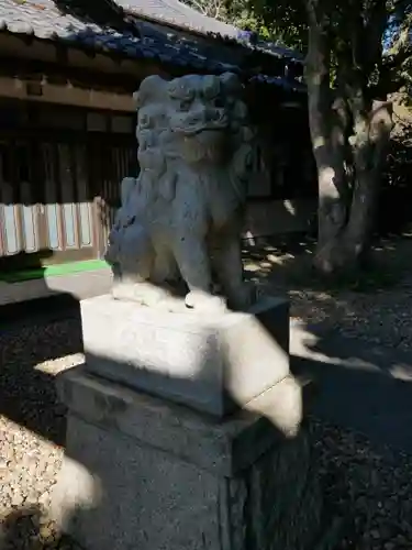 白羽神社の狛犬