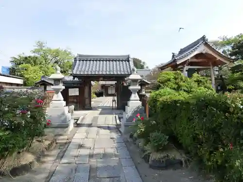 総持寺の山門・神門