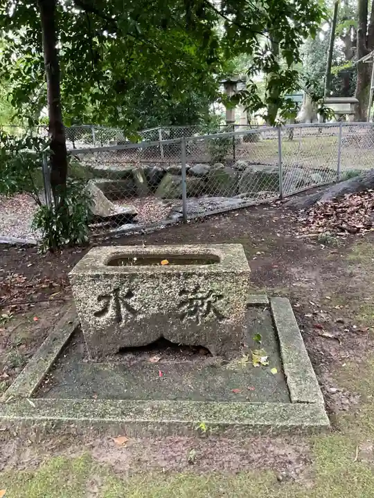 中嶋宮(旧八剱社)の手水舎