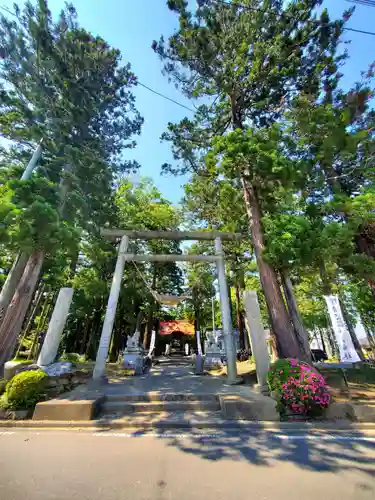 宇奈己呂和気神社の鳥居