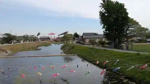 岩崎神社の景色