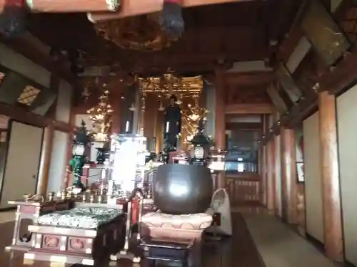 金剛宝戒寺の本殿・本堂