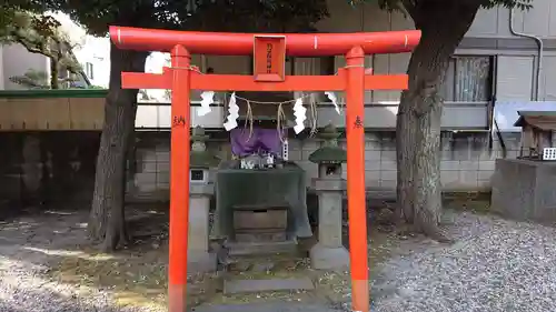 駒留八幡神社の末社・摂社