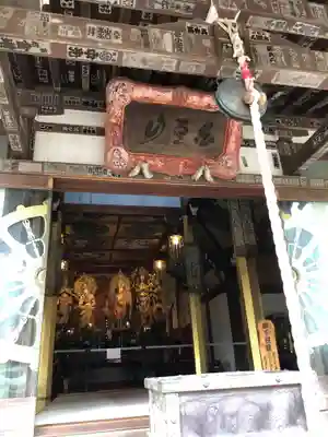 鳥居観音の本殿・本堂