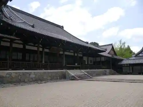 萬福寺の本殿・本堂