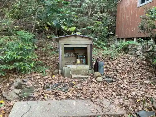 宇佐八幡神社の末社