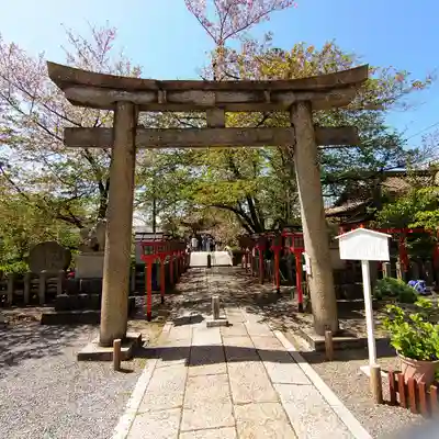 六孫王神社の鳥居