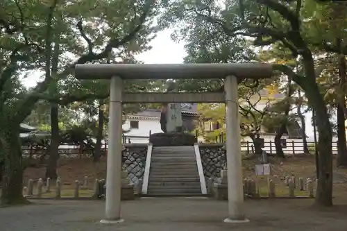 小倉祇園八坂神社の鳥居