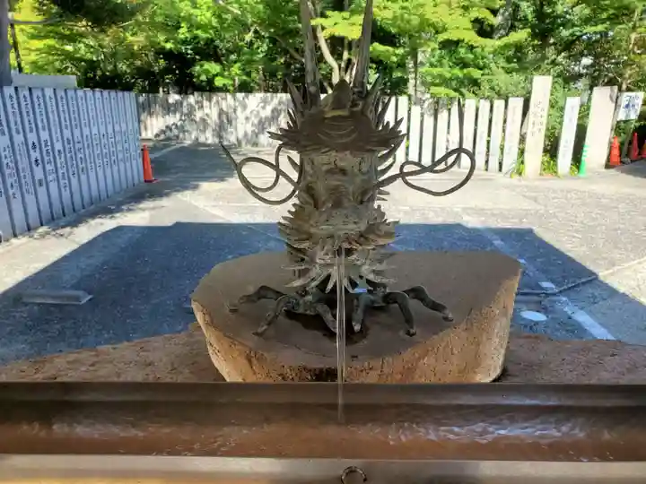 芦屋神社の手水舎