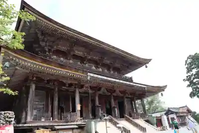 金峯山寺の本殿・本堂