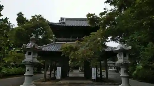 文殊寺の山門