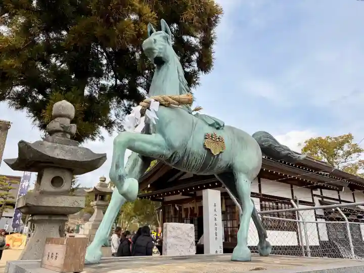 大浦神社の{uncategorized: "未分類", other: "その他", undefined: "問題あり", building: "その他建物", grave: "お墓", sacred_gate: "鳥居", guardian: "狛犬", statue: "像", buddha: "仏像", history: "歴史", nature: "自然", garden: "庭園", animal: "動物", pagoda: "塔", temizu: "手水舎", mountain_gate: "山門・神門", sanctuary: "本殿・本堂", subordinate: "末社・摂社", art: "芸術", scenery: "景色", jizo: "地蔵", ema: "絵馬", goshuin: "御朱印", omikuji: "おみくじ", items: "授与品その他", amulet: "お守り", goshuincho: "御朱印帳", eats: "食事", festival: "お祭り", votive_dance: "神楽", shichigosan: "七五三参", wedding: "結婚式", experience: "体験その他", initially: "初詣", around: "周辺", anti_infection: "感染症対策"}