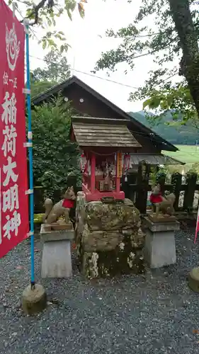 高座神社の本殿・本堂