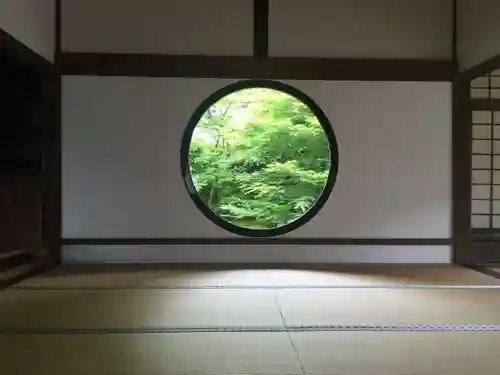 源光庵の本殿・本堂