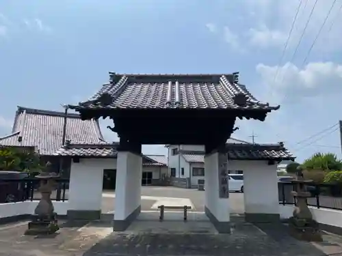 万福寺の山門