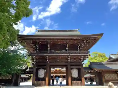 寒川神社の{uncategorized: "未分類", other: "その他", undefined: "問題あり", building: "その他建物", grave: "お墓", sacred_gate: "鳥居", guardian: "狛犬", statue: "像", buddha: "仏像", history: "歴史", nature: "自然", garden: "庭園", animal: "動物", pagoda: "塔", temizu: "手水舎", mountain_gate: "山門・神門", sanctuary: "本殿・本堂", subordinate: "末社・摂社", art: "芸術", scenery: "景色", jizo: "地蔵", ema: "絵馬", goshuin: "御朱印", omikuji: "おみくじ", items: "授与品その他", amulet: "お守り", goshuincho: "御朱印帳", eats: "食事", festival: "お祭り", votive_dance: "神楽", shichigosan: "七五三参", wedding: "結婚式", experience: "体験その他", initially: "初詣", around: "周辺", anti_infection: "感染症対策"}