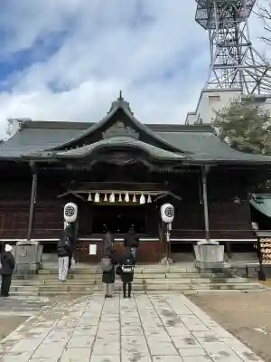 四柱神社の{uncategorized: "未分類", other: "その他", undefined: "問題あり", building: "その他建物", grave: "お墓", sacred_gate: "鳥居", guardian: "狛犬", statue: "像", buddha: "仏像", history: "歴史", nature: "自然", garden: "庭園", animal: "動物", pagoda: "塔", temizu: "手水舎", mountain_gate: "山門・神門", sanctuary: "本殿・本堂", subordinate: "末社・摂社", art: "芸術", scenery: "景色", jizo: "地蔵", ema: "絵馬", goshuin: "御朱印", omikuji: "おみくじ", items: "授与品その他", amulet: "お守り", goshuincho: "御朱印帳", eats: "食事", festival: "お祭り", votive_dance: "神楽", shichigosan: "七五三参", wedding: "結婚式", experience: "体験その他", initially: "初詣", around: "周辺", anti_infection: "感染症対策"}