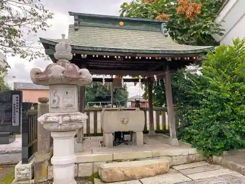 健田須賀神社の手水舎