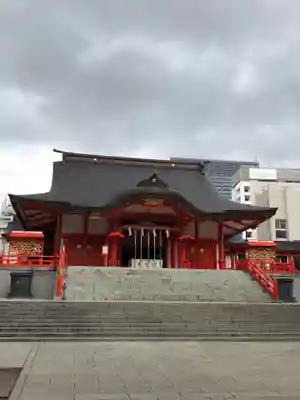 花園神社の本殿・本堂