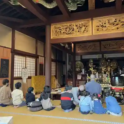 亀峰山平成院の本殿・本堂