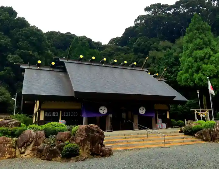 濱名惣社神明宮の本殿・本堂