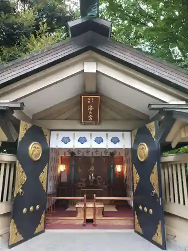 東郷神社の本殿・本堂
