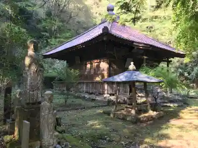 霊光寺の本殿・本堂