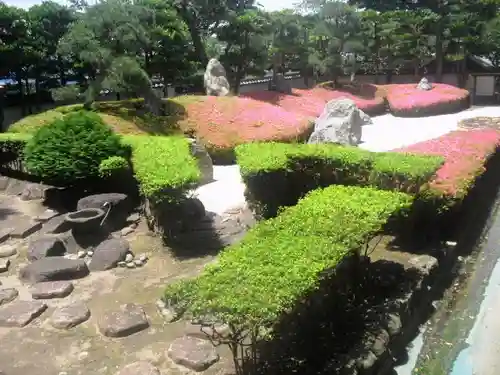 光明寺の庭園