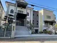 信行寺の本殿・本堂