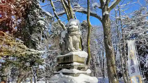 東神楽神社の狛犬
