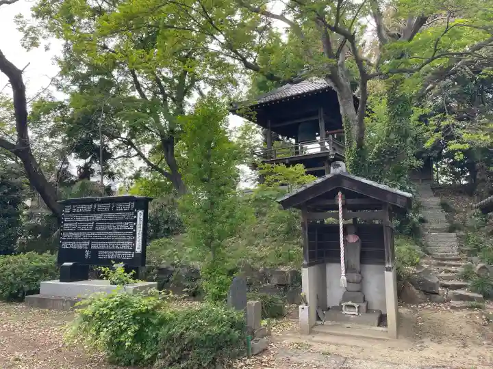 大正寺の{uncategorized: "未分類", other: "その他", undefined: "問題あり", building: "その他建物", grave: "お墓", sacred_gate: "鳥居", guardian: "狛犬", statue: "像", buddha: "仏像", history: "歴史", nature: "自然", garden: "庭園", animal: "動物", pagoda: "塔", temizu: "手水舎", mountain_gate: "山門・神門", sanctuary: "本殿・本堂", subordinate: "末社・摂社", art: "芸術", scenery: "景色", jizo: "地蔵", ema: "絵馬", goshuin: "御朱印", omikuji: "おみくじ", items: "授与品その他", amulet: "お守り", goshuincho: "御朱印帳", eats: "食事", festival: "お祭り", votive_dance: "神楽", shichigosan: "七五三参", wedding: "結婚式", experience: "体験その他", initially: "初詣", around: "周辺", anti_infection: "感染症対策"}