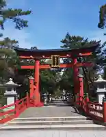 氣比神宮の鳥居