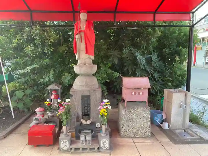 衣笠厄除地蔵尊(神奈川県)