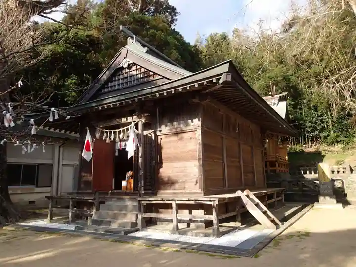 白沙八幡神社の本殿・本堂