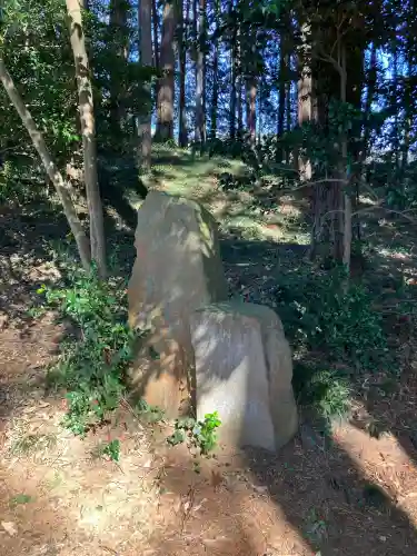 飯渕香取神社の{uncategorized: "未分類", other: "その他", undefined: "問題あり", building: "その他建物", grave: "お墓", sacred_gate: "鳥居", guardian: "狛犬", statue: "像", buddha: "仏像", history: "歴史", nature: "自然", garden: "庭園", animal: "動物", pagoda: "塔", temizu: "手水舎", mountain_gate: "山門・神門", sanctuary: "本殿・本堂", subordinate: "末社・摂社", art: "芸術", scenery: "景色", jizo: "地蔵", ema: "絵馬", goshuin: "御朱印", omikuji: "おみくじ", items: "授与品その他", amulet: "お守り", goshuincho: "御朱印帳", eats: "食事", festival: "お祭り", votive_dance: "神楽", shichigosan: "七五三参", wedding: "結婚式", experience: "体験その他", initially: "初詣", around: "周辺", anti_infection: "感染症対策"}