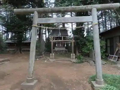 三ケ尻八幡神社の鳥居