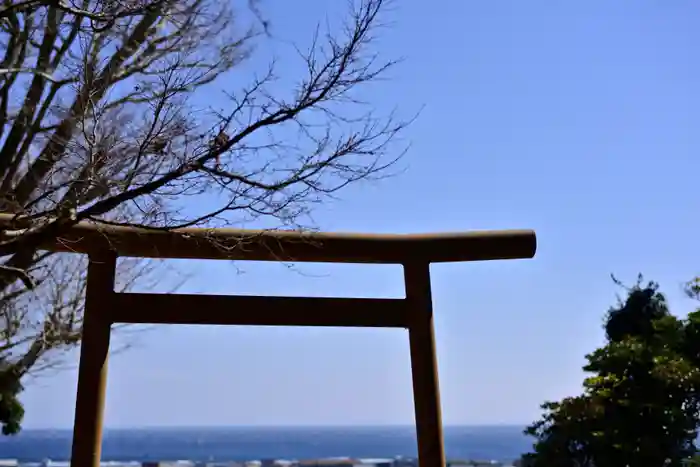 高皇産靈神社の鳥居