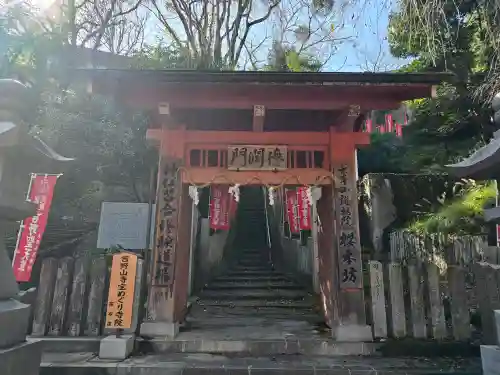 櫻本坊の山門・神門
