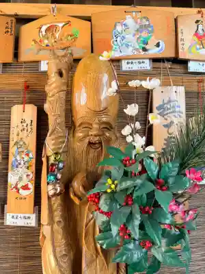 七重浜海津見神社の{uncategorized: "未分類", other: "その他", undefined: "問題あり", building: "その他建物", grave: "お墓", sacred_gate: "鳥居", guardian: "狛犬", statue: "像", buddha: "仏像", history: "歴史", nature: "自然", garden: "庭園", animal: "動物", pagoda: "塔", temizu: "手水舎", mountain_gate: "山門・神門", sanctuary: "本殿・本堂", subordinate: "末社・摂社", art: "芸術", scenery: "景色", jizo: "地蔵", ema: "絵馬", goshuin: "御朱印", omikuji: "おみくじ", items: "授与品その他", amulet: "お守り", goshuincho: "御朱印帳", eats: "食事", festival: "お祭り", votive_dance: "神楽", shichigosan: "七五三参", wedding: "結婚式", experience: "体験その他", initially: "初詣", around: "周辺", anti_infection: "感染症対策"}