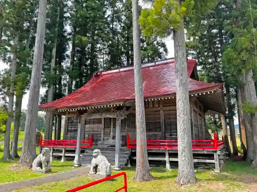 磐神社の本殿