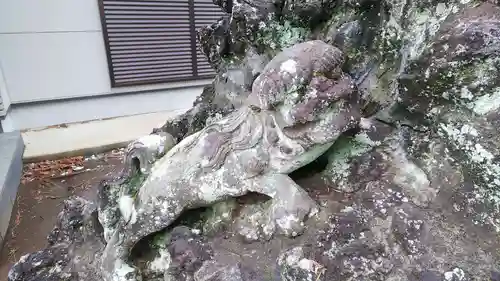 下鶴馬氷川神社の狛犬