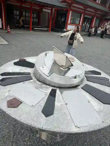 近江神宮の{uncategorized: "未分類", other: "その他", undefined: "問題あり", building: "その他建物", grave: "お墓", sacred_gate: "鳥居", guardian: "狛犬", statue: "像", buddha: "仏像", history: "歴史", nature: "自然", garden: "庭園", animal: "動物", pagoda: "塔", temizu: "手水舎", mountain_gate: "山門・神門", sanctuary: "本殿・本堂", subordinate: "末社・摂社", art: "芸術", scenery: "景色", jizo: "地蔵", ema: "絵馬", goshuin: "御朱印", omikuji: "おみくじ", items: "授与品その他", amulet: "お守り", goshuincho: "御朱印帳", eats: "食事", festival: "お祭り", votive_dance: "神楽", shichigosan: "七五三参", wedding: "結婚式", experience: "体験その他", initially: "初詣", around: "周辺", anti_infection: "感染症対策"}