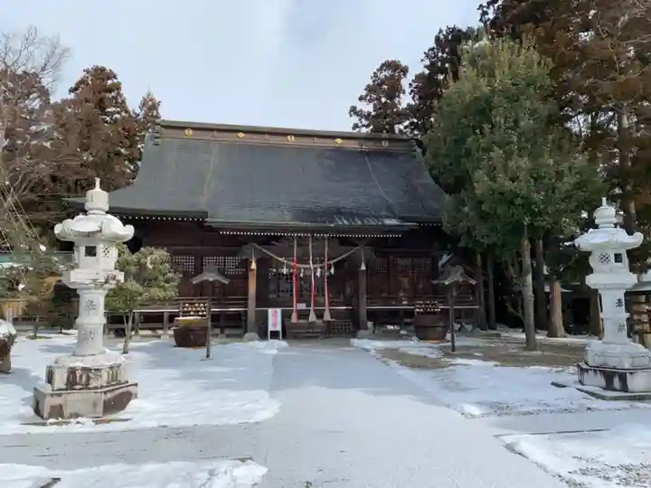 鳥谷崎神社の本殿・本堂