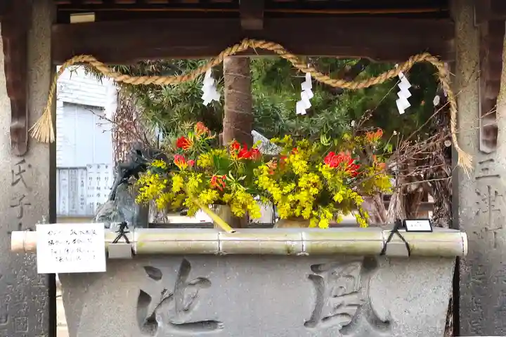 三津厳島神社の手水舎