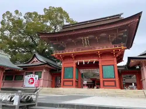 富士山本宮浅間大社の{uncategorized: "未分類", other: "その他", undefined: "問題あり", building: "その他建物", grave: "お墓", sacred_gate: "鳥居", guardian: "狛犬", statue: "像", buddha: "仏像", history: "歴史", nature: "自然", garden: "庭園", animal: "動物", pagoda: "塔", temizu: "手水舎", mountain_gate: "山門・神門", sanctuary: "本殿・本堂", subordinate: "末社・摂社", art: "芸術", scenery: "景色", jizo: "地蔵", ema: "絵馬", goshuin: "御朱印", omikuji: "おみくじ", items: "授与品その他", amulet: "お守り", goshuincho: "御朱印帳", eats: "食事", festival: "お祭り", votive_dance: "神楽", shichigosan: "七五三参", wedding: "結婚式", experience: "体験その他", initially: "初詣", around: "周辺", anti_infection: "感染症対策"}