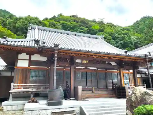 久学寺の本殿・本堂