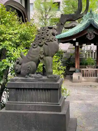 鐵砲洲稲荷神社の{uncategorized: "未分類", other: "その他", undefined: "問題あり", building: "その他建物", grave: "お墓", sacred_gate: "鳥居", guardian: "狛犬", statue: "像", buddha: "仏像", history: "歴史", nature: "自然", garden: "庭園", animal: "動物", pagoda: "塔", temizu: "手水舎", mountain_gate: "山門・神門", sanctuary: "本殿・本堂", subordinate: "末社・摂社", art: "芸術", scenery: "景色", jizo: "地蔵", ema: "絵馬", goshuin: "御朱印", omikuji: "おみくじ", items: "授与品その他", amulet: "お守り", goshuincho: "御朱印帳", eats: "食事", festival: "お祭り", votive_dance: "神楽", shichigosan: "七五三参", wedding: "結婚式", experience: "体験その他", initially: "初詣", around: "周辺", anti_infection: "感染症対策"}