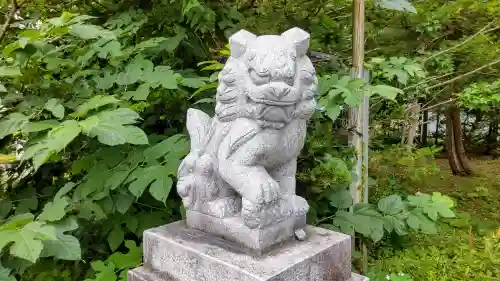 上士別神社の狛犬